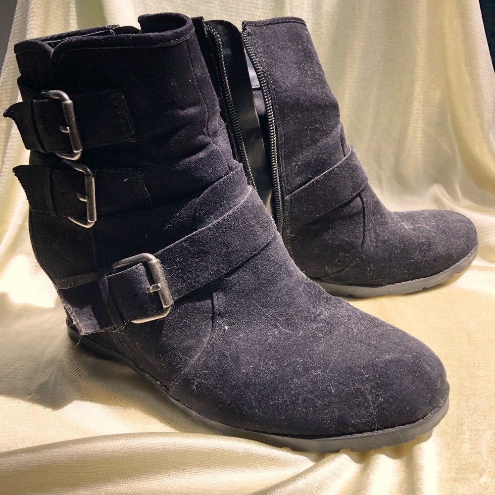 Unisa suede boots